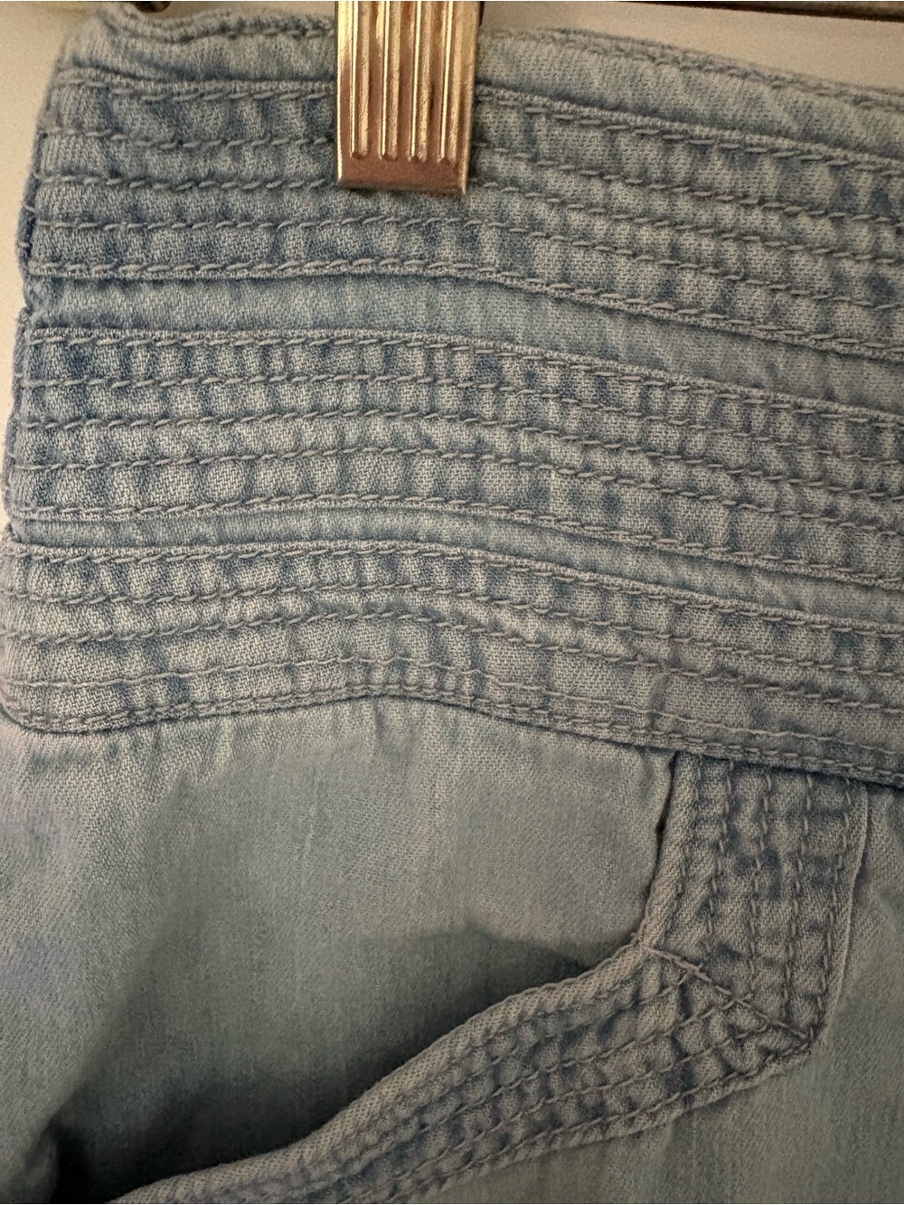Anthropologie Light Blue Smocked Waist Denim Shorts - Size 8 - Picture 5 of 10